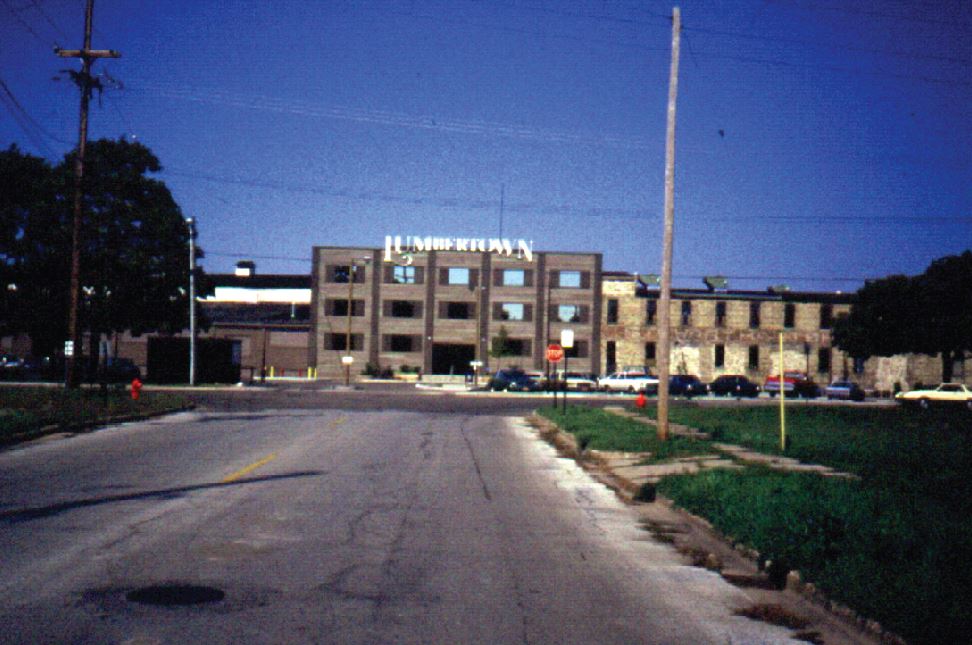 Lumbertown_01